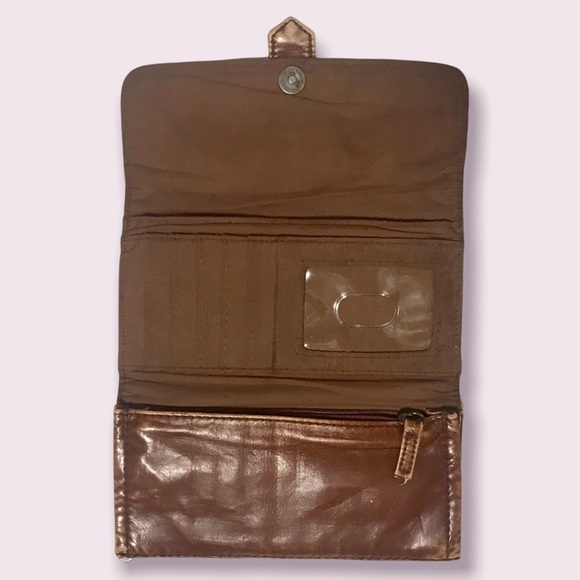 🌟SALE 2/$10.00‼️ Roxy Women’s Brown Western Pattern Wallet - Picture 3 of 7